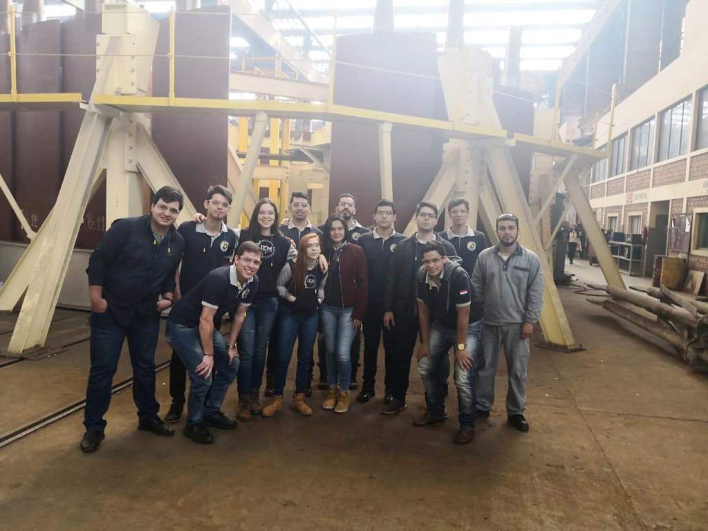 Visita técnica de los alumnos del 4to año de Ing. Electromecánica